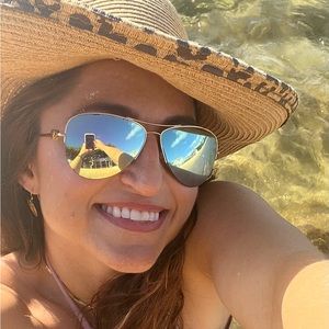 Meet your Posher, Jane